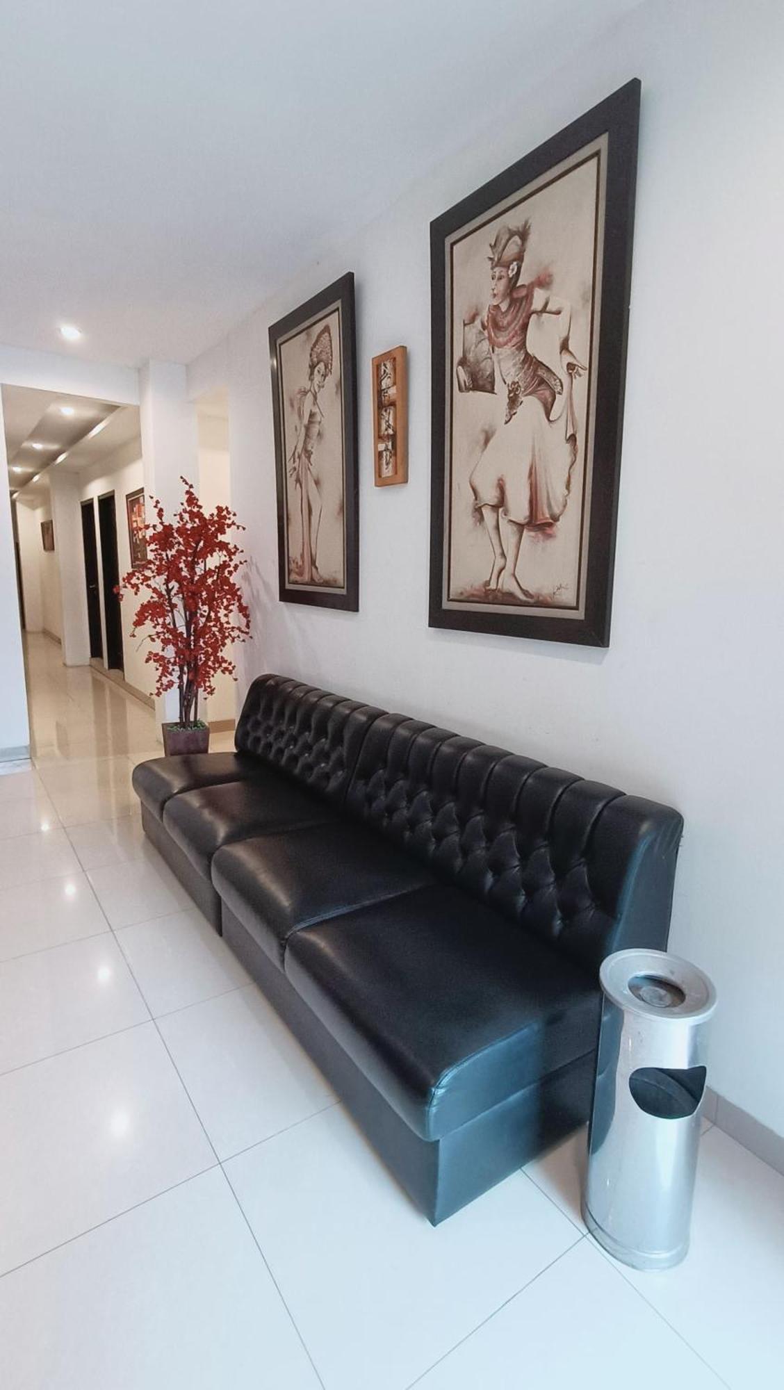 VI Hotel Bandung Luaran gambar